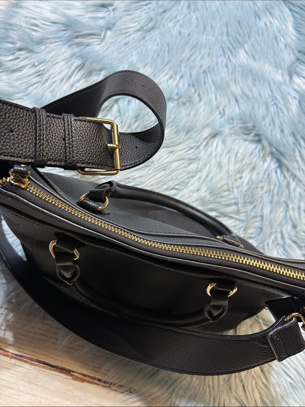 Nanette Lepore Black Pebbled Leather Satchel Gold Hardware and Detachable Strap - Picture 5 of 9